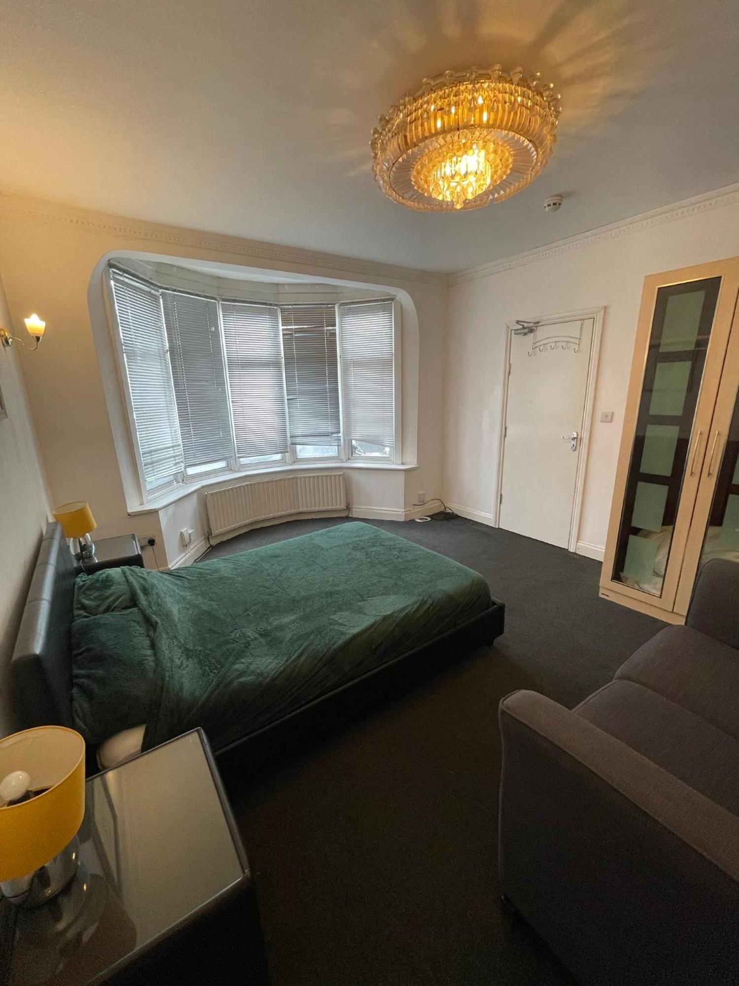 אילפורד Cozy Private Rooms In Homestay מראה חיצוני תמונה